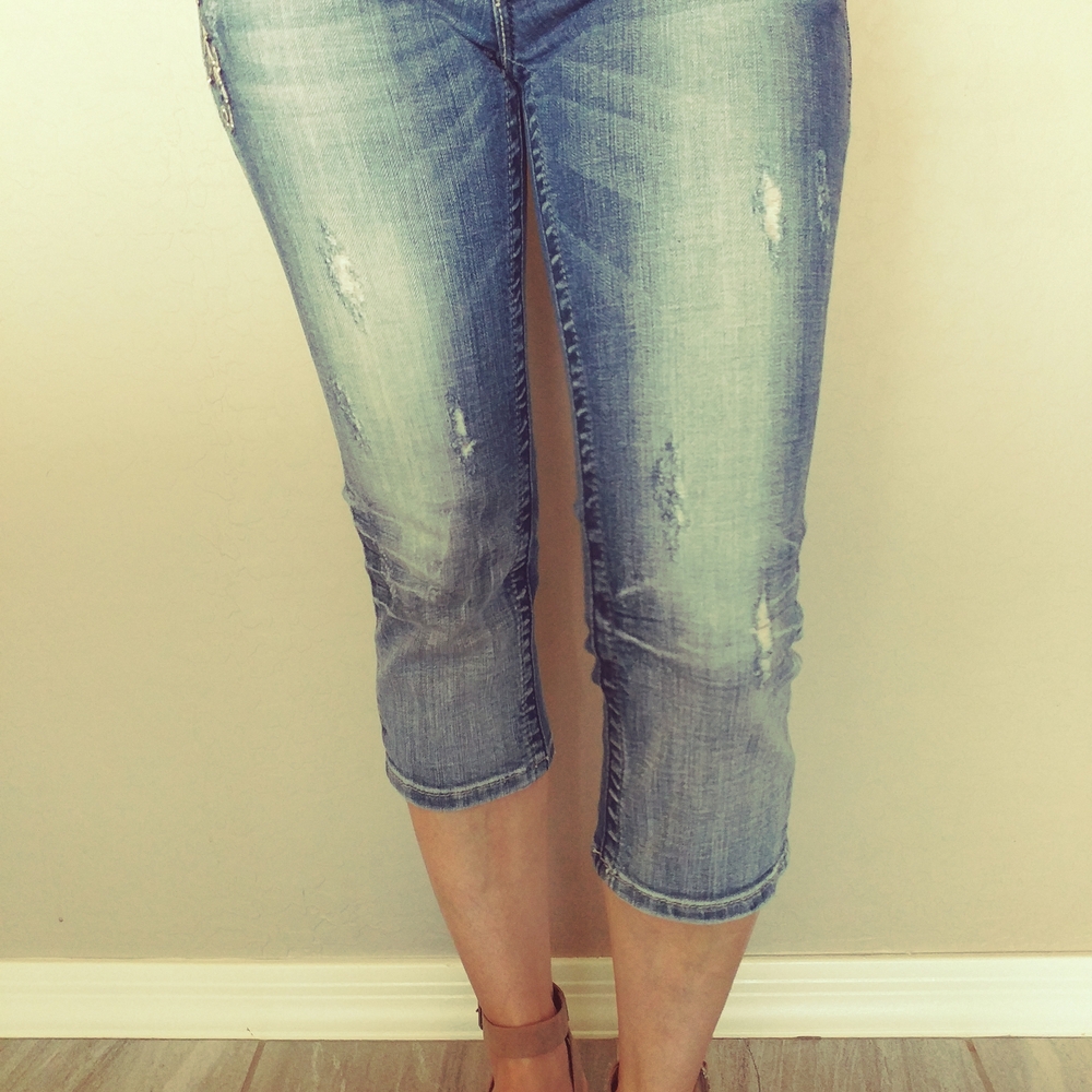 Miss Me Denim Straight Leg Capri with Natural Fading